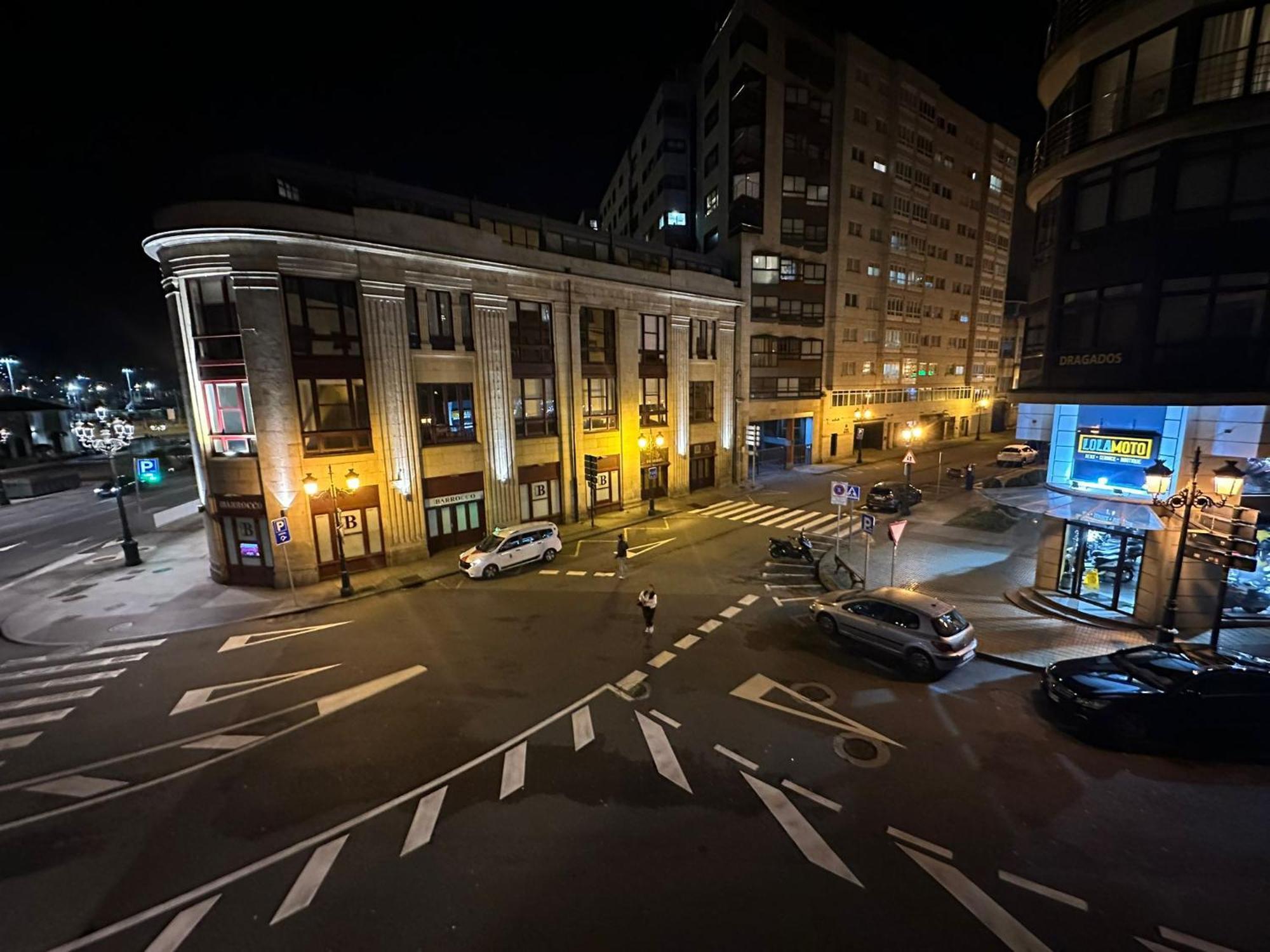 Central Suites Arenal Vigo Exteriör bild